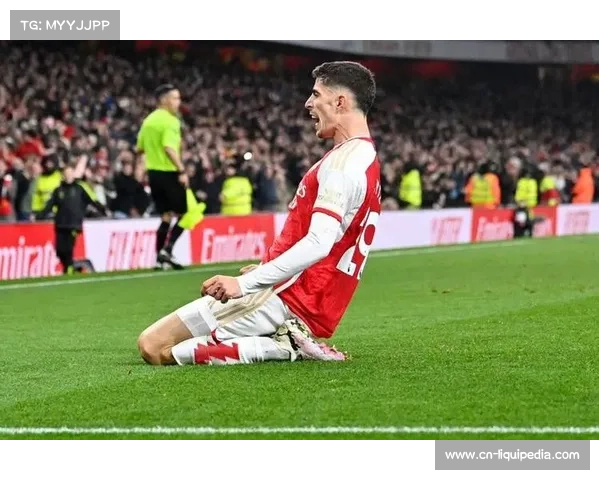 阿森纳联赛杯1-0切尔西晋级决赛,哈弗茨绝杀指向队徽庆祝